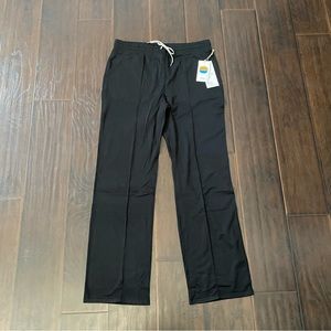 Vuori Black Wide Leg Pants. NWOT